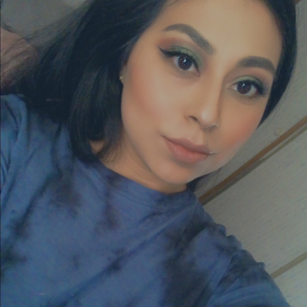 Meet your Posher, Lizeth